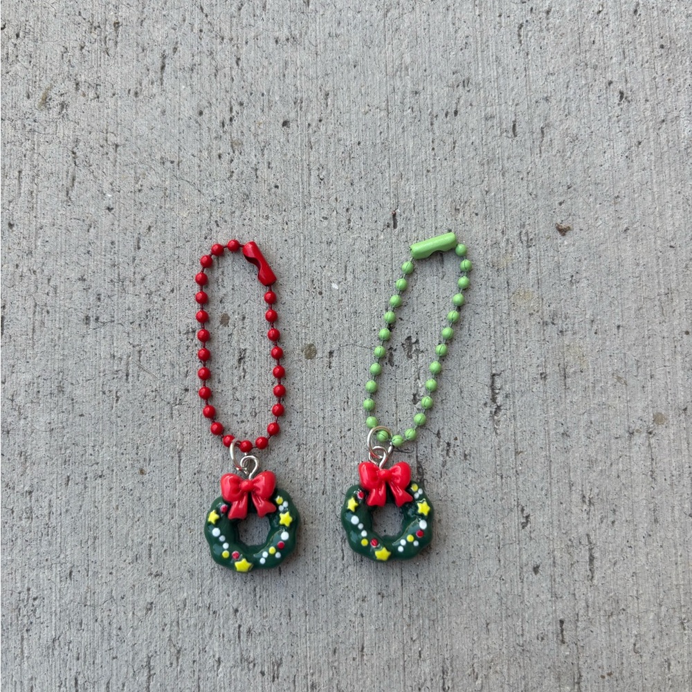 Festive Christmas Wreath Stanley Handle Charm